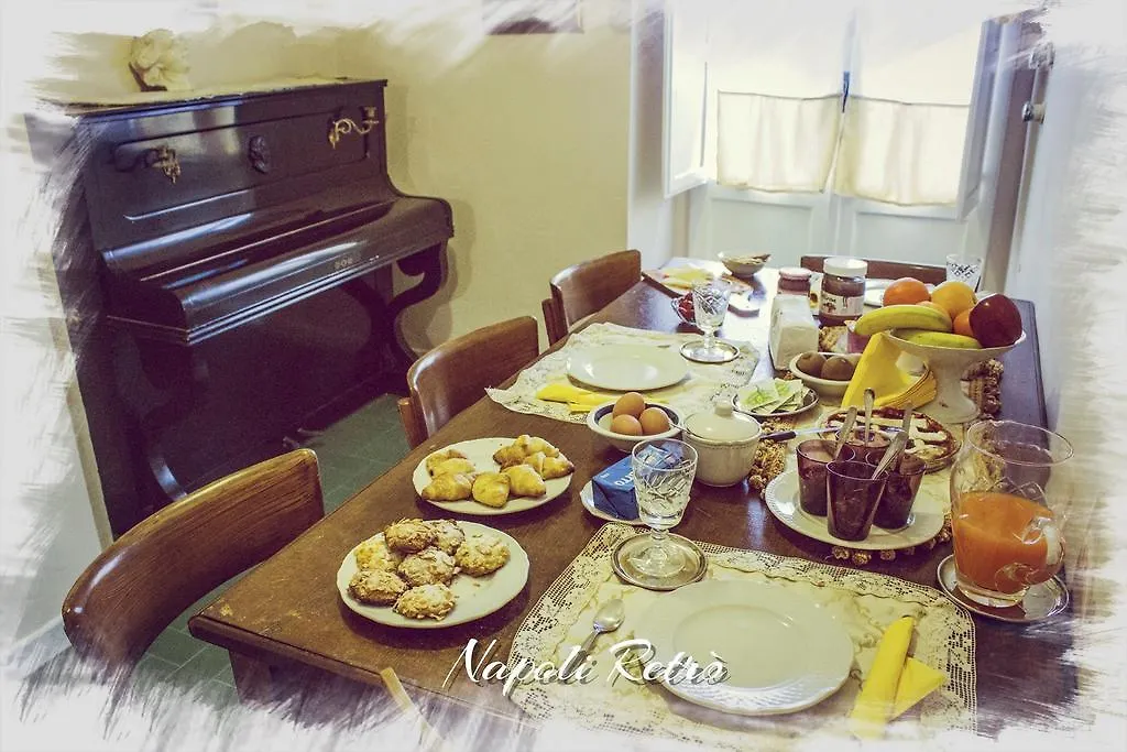 Napoli Retro Bed and Breakfast 0*, Νάπολη Ιταλία