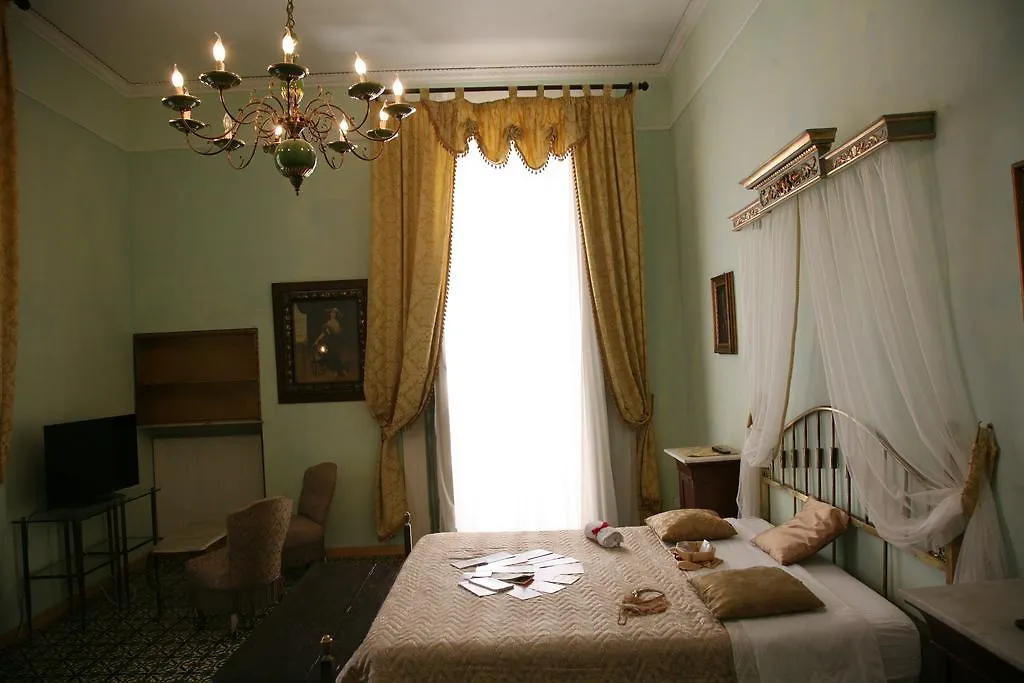 Napoli Retro Bed and Breakfast 0*, Νάπολη