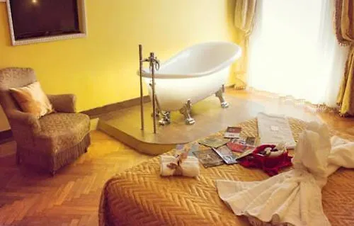 Napoli Retro Bed and Breakfast