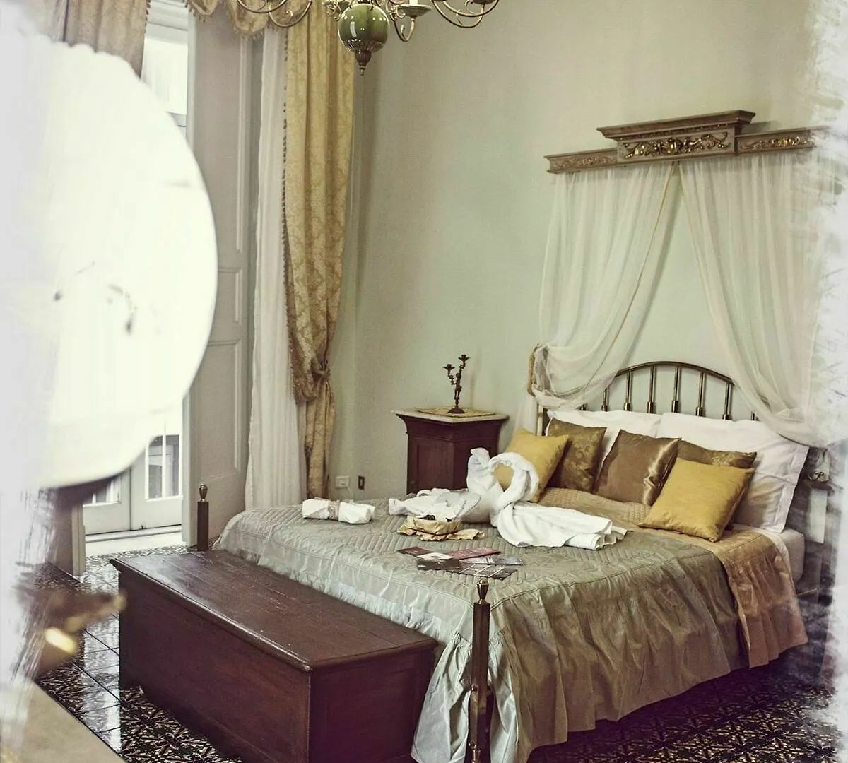 Napoli Retro Bed and Breakfast  Νάπολη