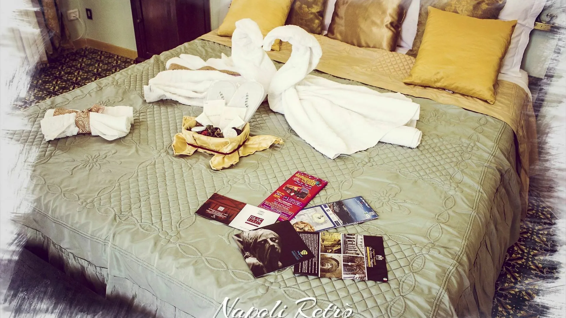 Napoli Retro Bed and Breakfast Ιταλία